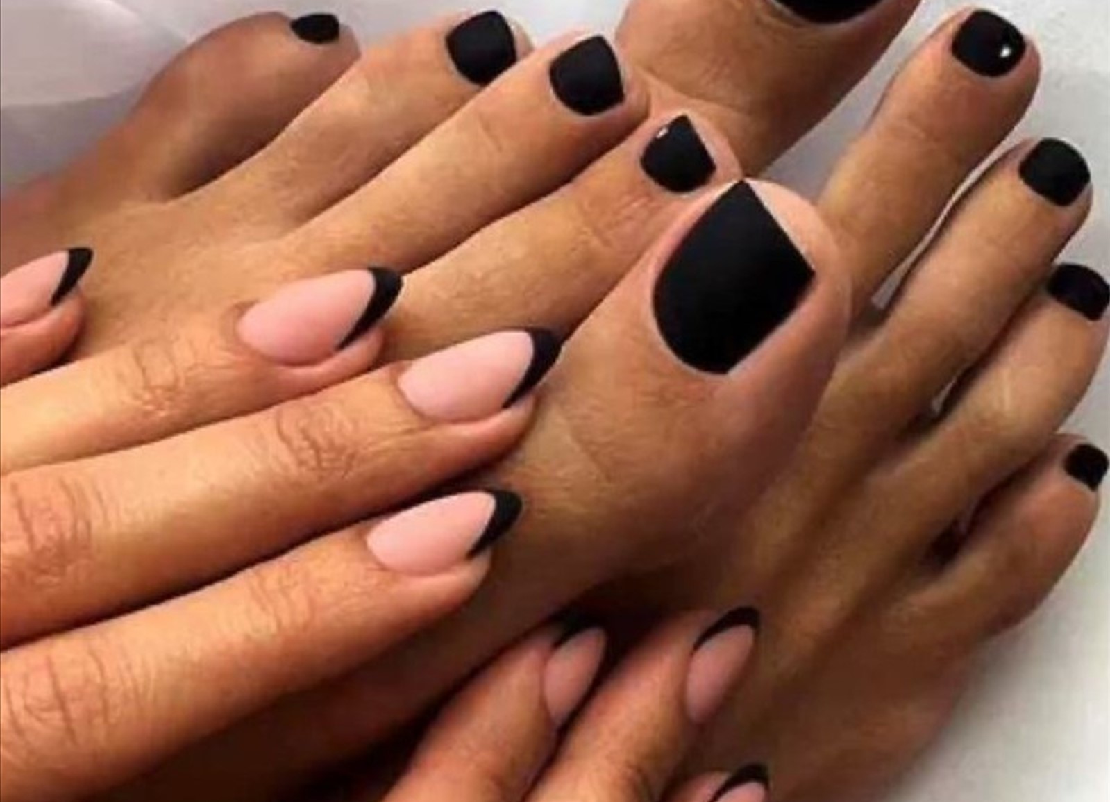 A MODERN, INNOVATIVE & EFFICIENT SPA, BEAUTY, SKIN CARE AND TREATMENT COMPANY